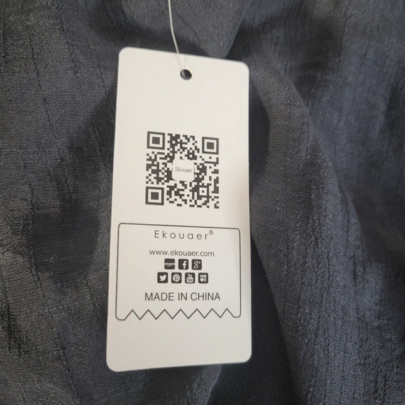 Ekouaer swimsuit cover up or robe one size black with white ball trim with tag - Picture 9 of 10